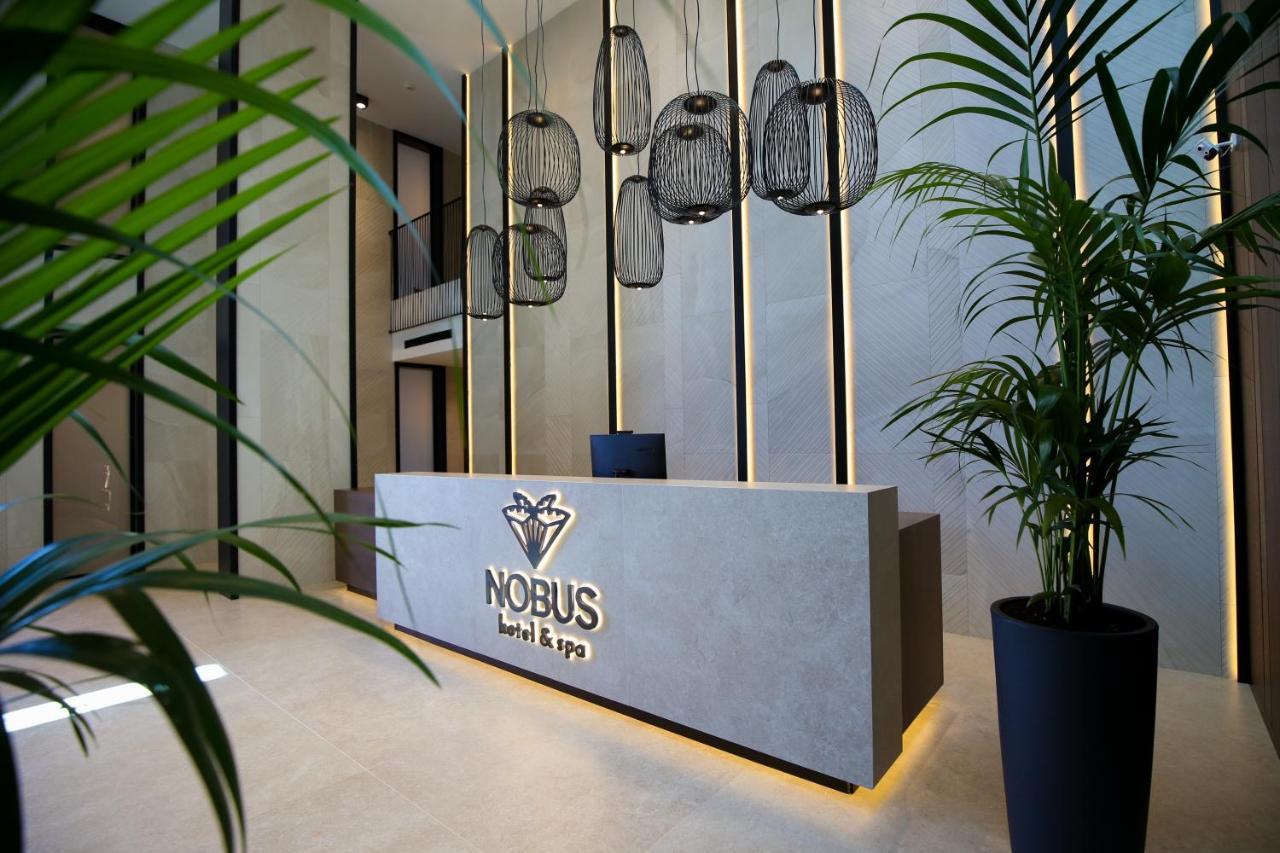 Nobus Hotel & Spa Radhime Bagian luar foto